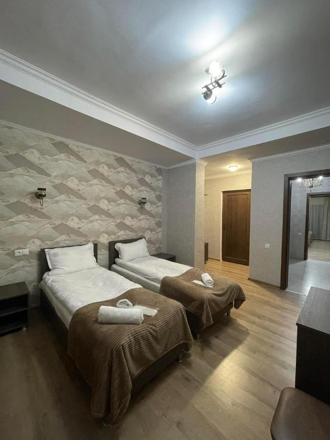 Hotel Shina Kazbegi Exterior photo