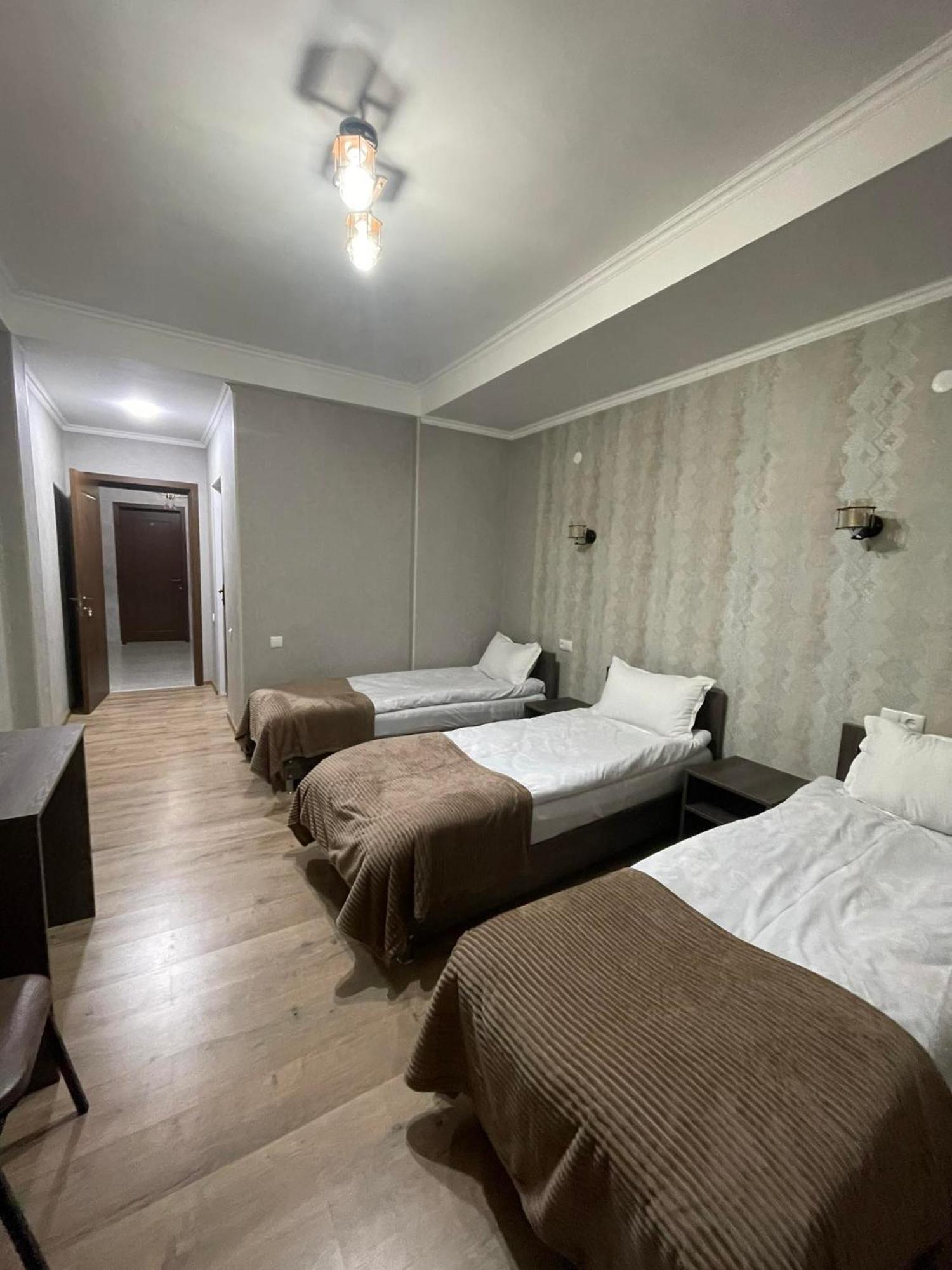 Hotel Shina Kazbegi Exterior photo