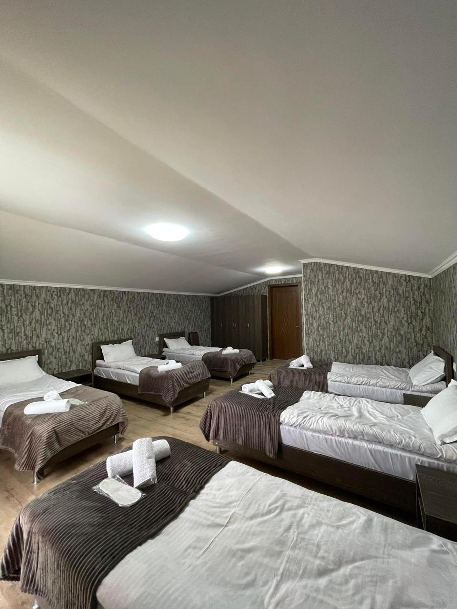 Hotel Shina Kazbegi Exterior photo